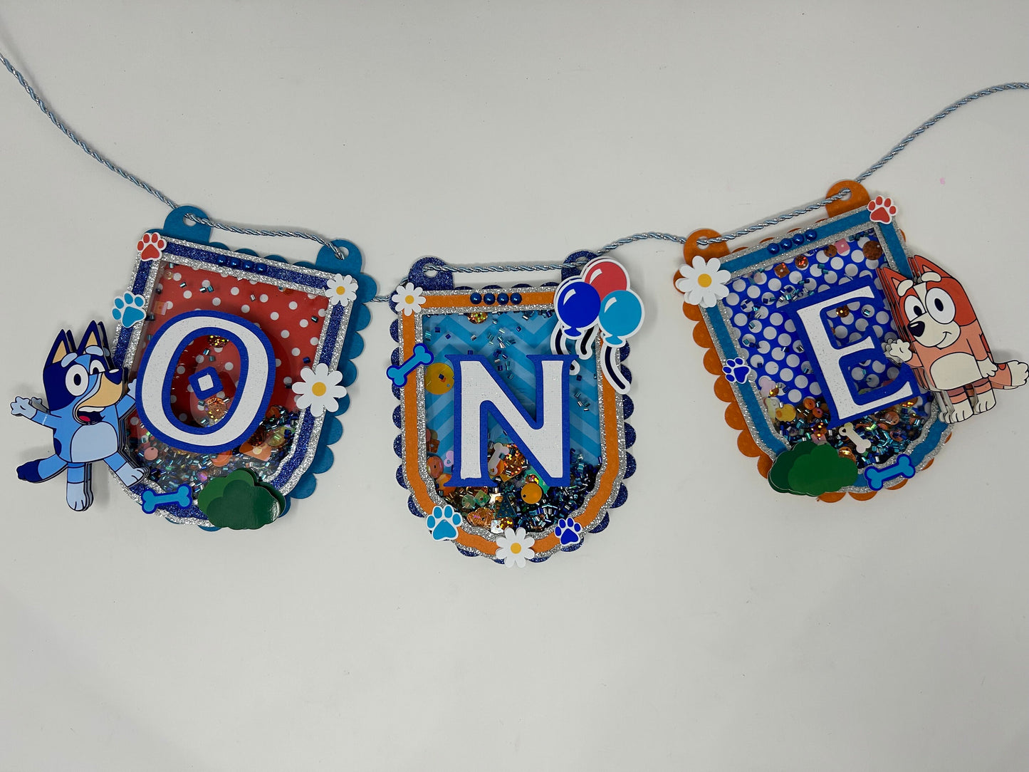 One High Chair Banner Blue y Bingo Dog First Birthday Party