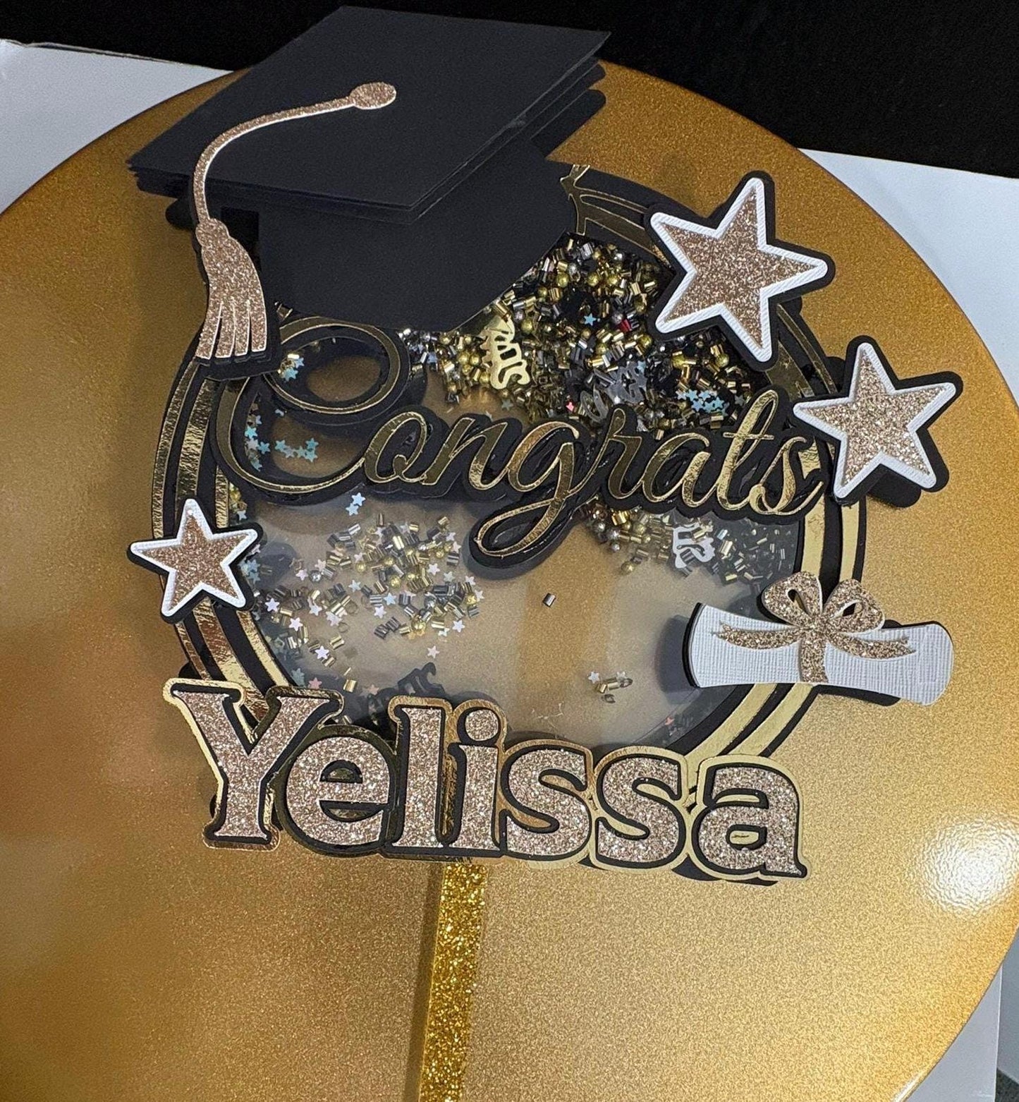 Graduation Cake Topper – Class of 2025 Personalized Shaker