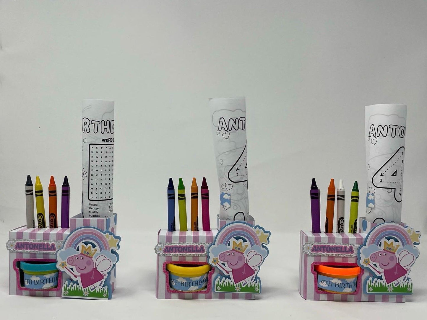 Personalized Activy Box Play-doh Party Favor With Coloring Paper and Crayons Peppa Pig